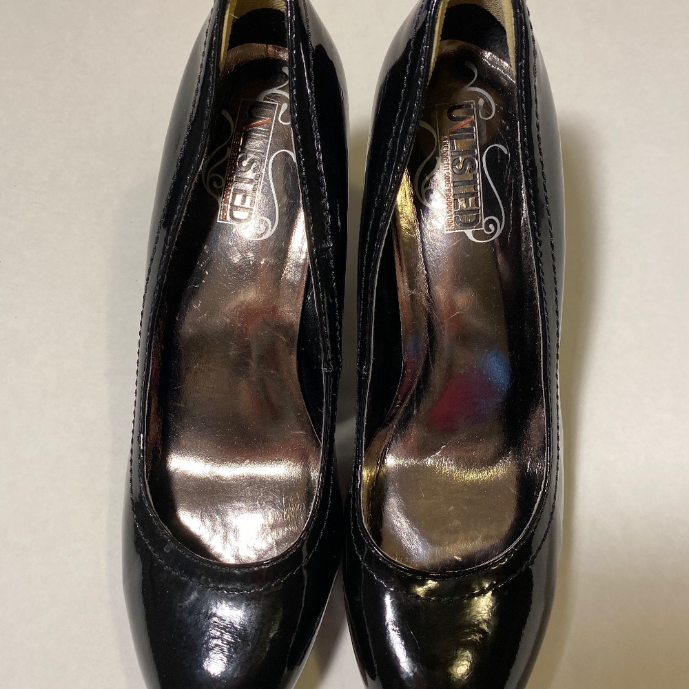 Kenneth Cole "Unlisted," heels, size 9